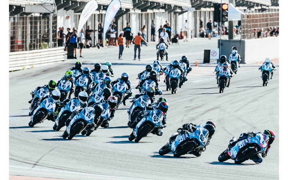 Jerez acoge una prueba clave en la lucha por los títulos de la MIR Racing Aspar Cup